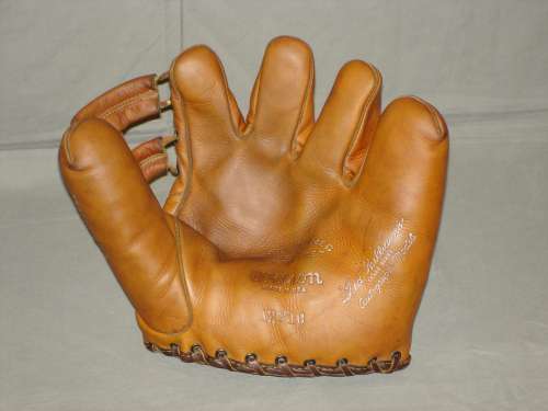 Ted Williams Wilson A2210 Back